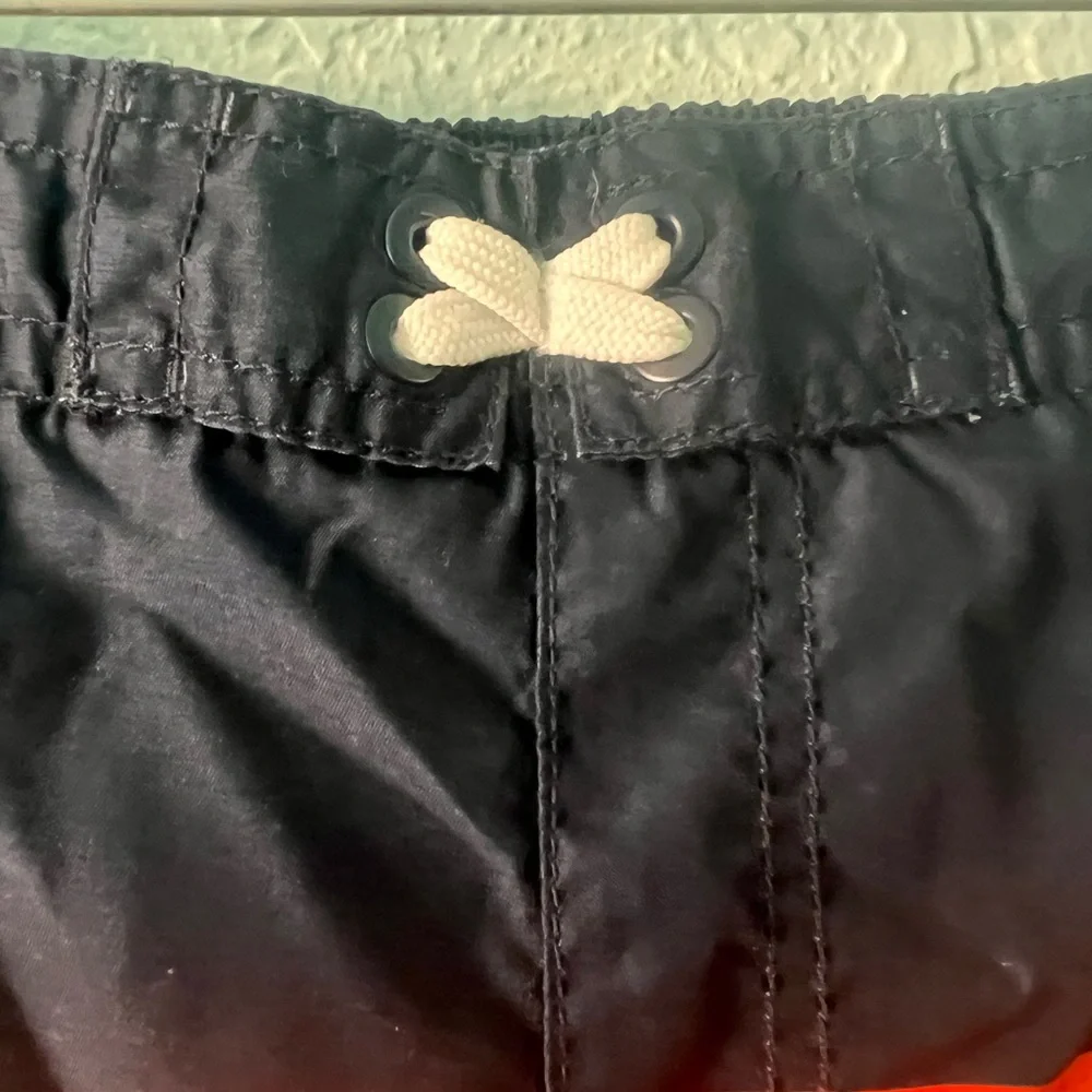 Old Navy retro single
